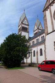 Kath. Pfarrkirche Hl. Dreifaltigkeit in Offenburg