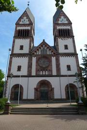 Kath. Pfarrkirche Hl. Dreifaltigkeit in Offenburg