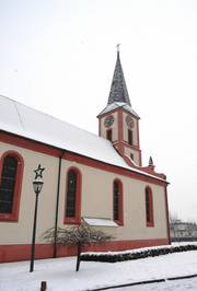 Kath. Pfarrkirche Petri Ketten in Rust
