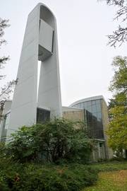 Kath. Pfarrkirche St. Theresia vom Kinde Jesus in Mannheim-Pfingstberg