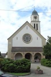 Pfarrkirche Christkönig in Mannheim-Wallstadt