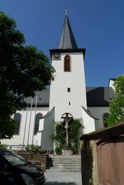 Pfarrkirche St. Peter in Walldorf