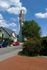 Kath. Pfarrkirche Hl. Dreifaltigkeit in Sandhausen