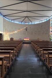 Kath. Kirche Heilig Kreuz in Karlsruhe-Knielingen