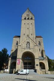 Kath. Pfarrkirche Herz Jesu in Singen a. H.